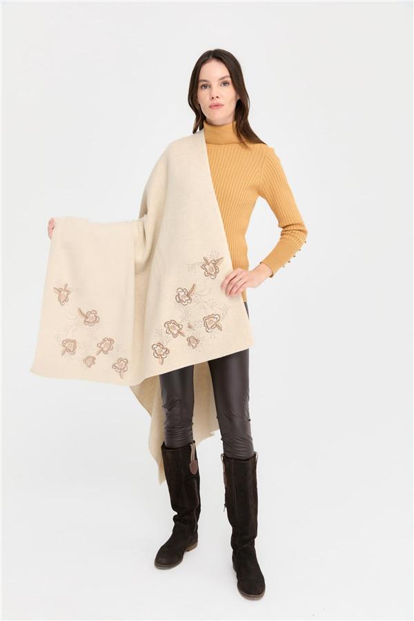 Kadın Tek Yanı Çiçek İşlemeli Şal T.Melanj
