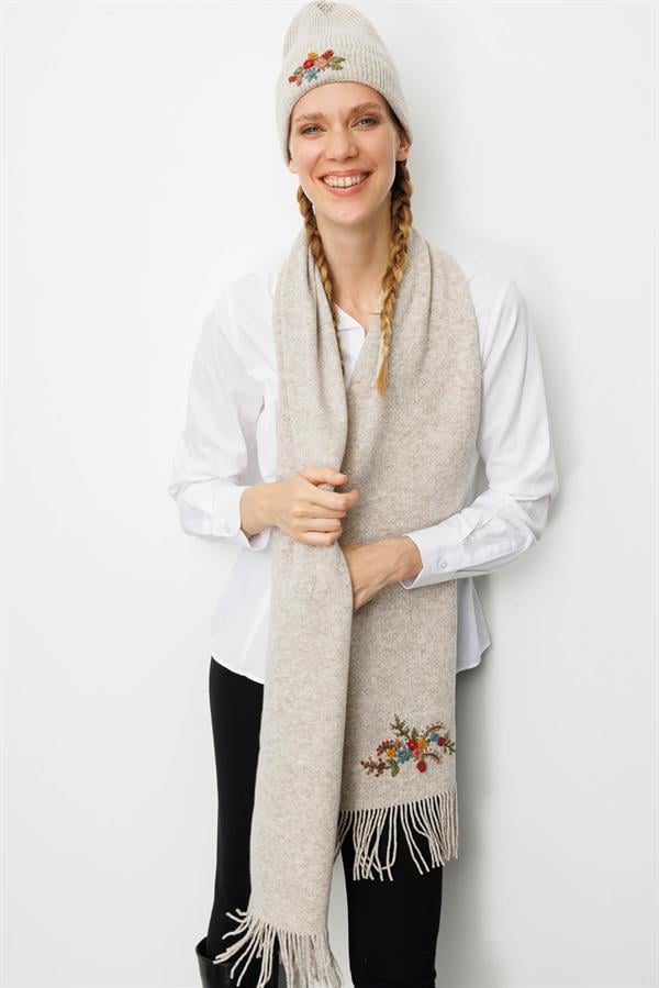 Kadın Tek Yanı Rokoko Nakış İşlemeli Yün Kaşkol V.Bej