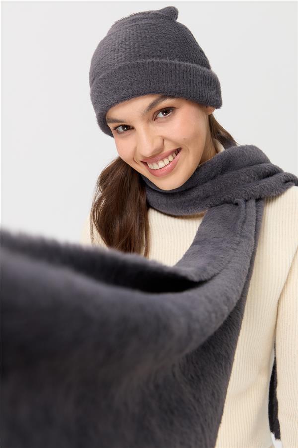 Женский трикотаж Берет