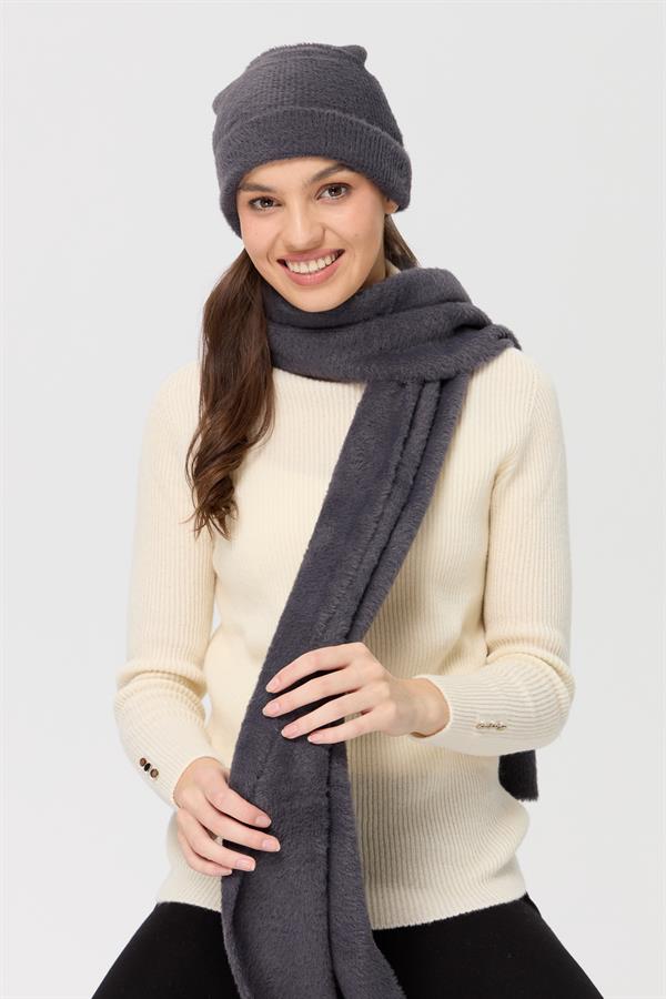 Женский трикотажный шарф