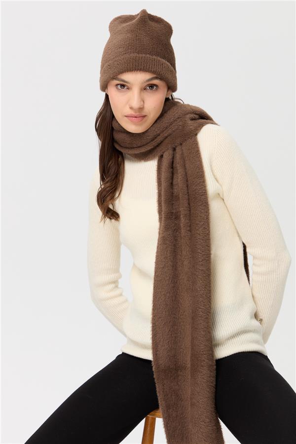 Женский трикотажный шарф