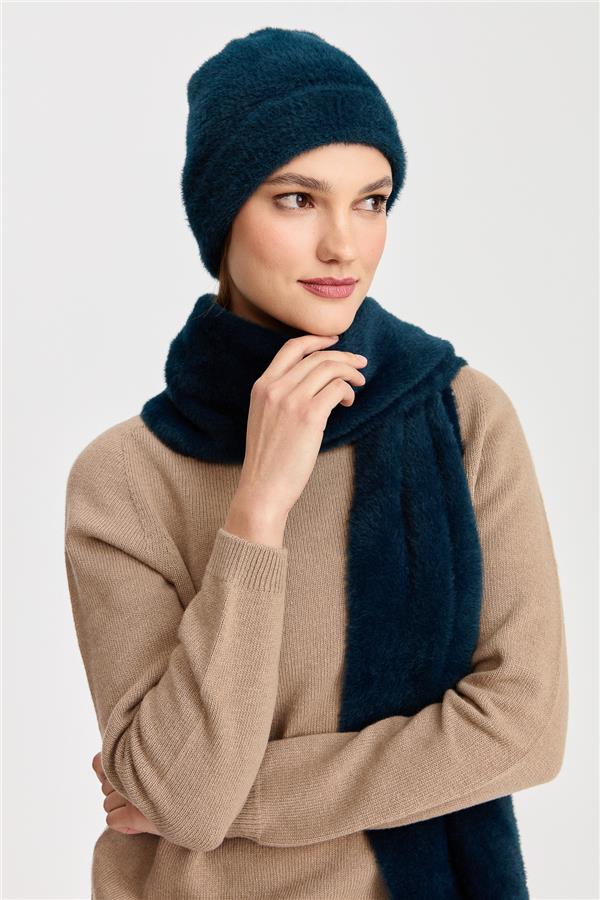 Женский трикотажный шарф