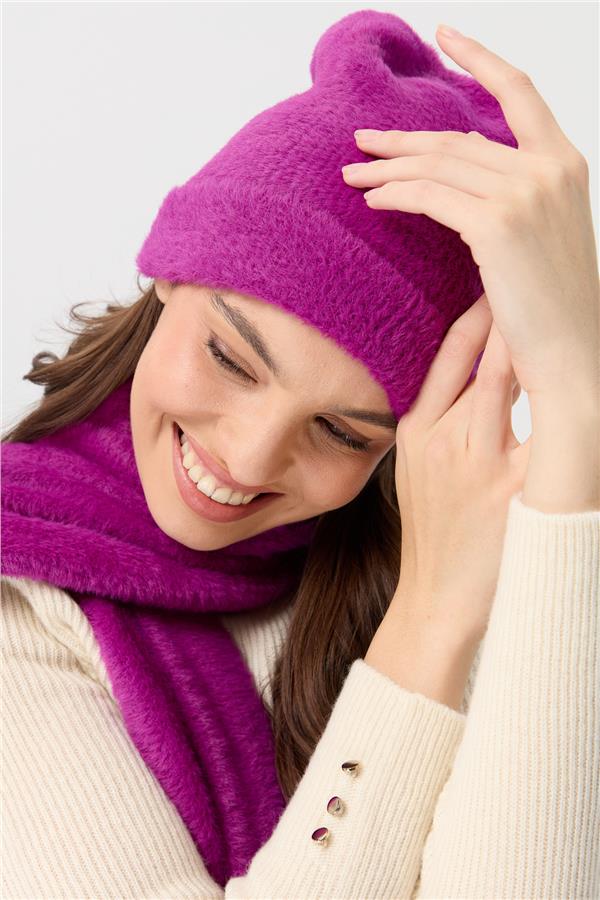 Женский трикотажный шарф