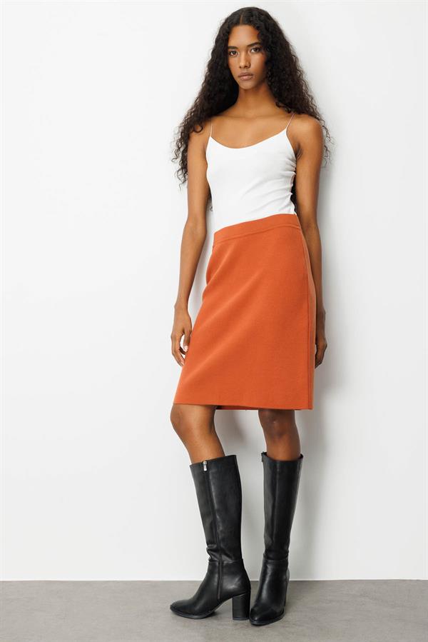 Kadın Triko Düz Basic Etek Kiremit