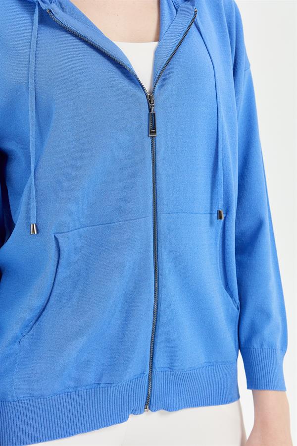 Женский удлиненный трикотажный летний кардиган с капюшоном синий