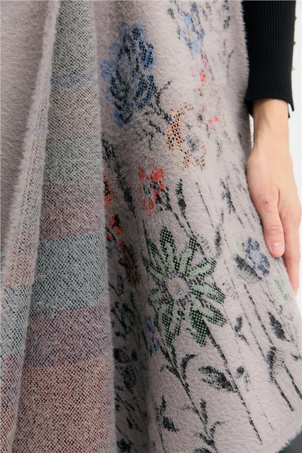 Kadın Triko Kenarları Kır Çiçeği Desenli Yün Şal 11