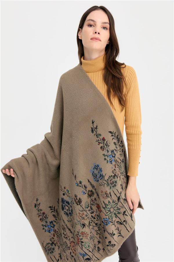 Kadın Triko Kenarları Kır Çiçeği Desenli Yün Şal 10
