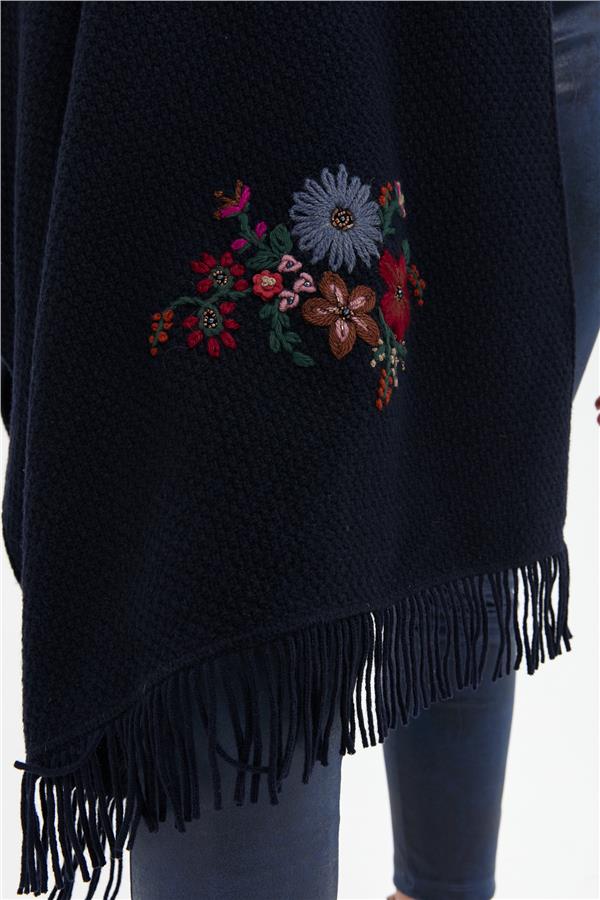 Женский трикотаж Латунная вязаная шерстяная шаль с вышивкой