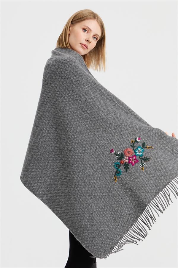 Женский трикотаж Латунная вязаная шерстяная шаль с вышивкой