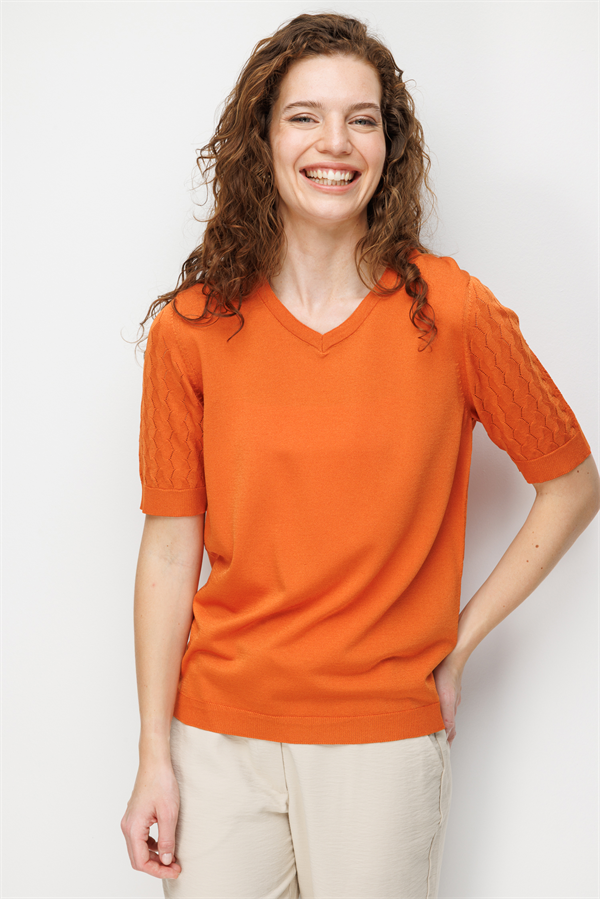Kadın V Yaka Ajurlu Kısa Kollu İnce Triko Bluz Oranj