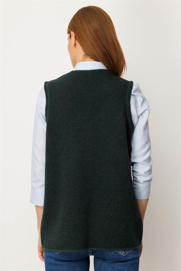 Kadın V Yaka Cebi Nakış İşlemeli Yün Yelek Yeşil