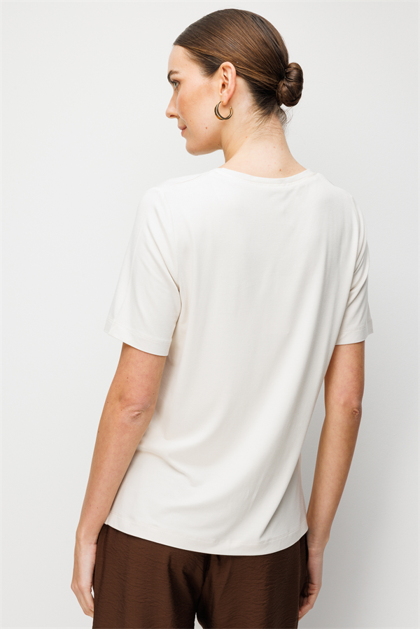 Kadın V Yaka Cebi Saten Şeritli Penye T-shirt Taş