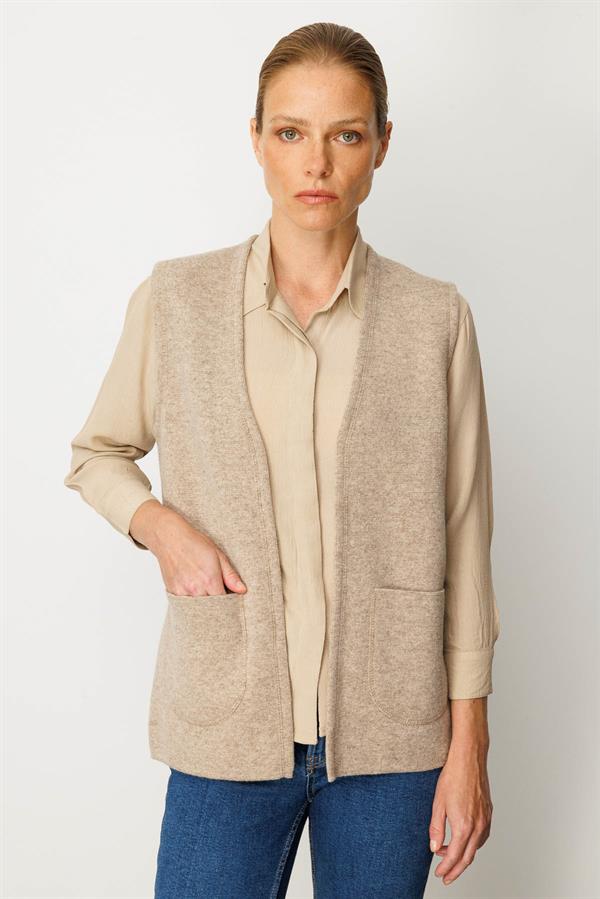 Kadın V Yaka Çelik Örgü Anne Yelek K.Bej