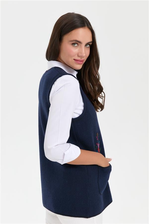 Kadın V Yaka Cep Üstü Nakış İşlemeli Yün Yelek K.Lacivert