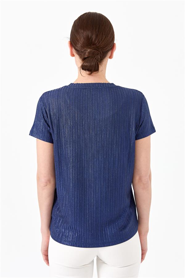 Женская хлопковая футболка с карманом и V образным вырезом темно синяя