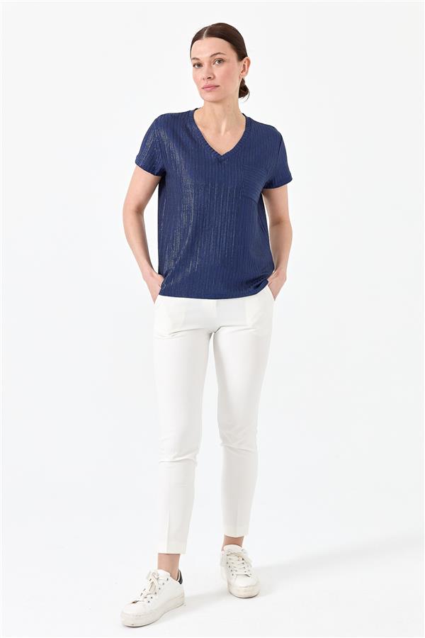 Женская хлопковая футболка с карманом и V образным вырезом темно синяя