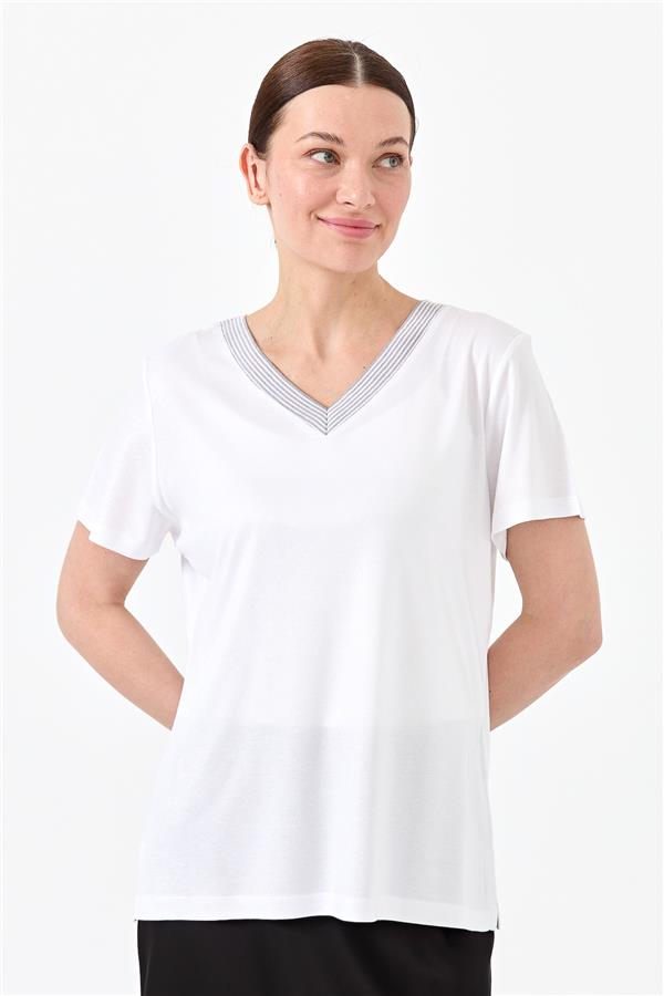 Женская хлопковая футболка с V образным вырезом в полоску белая