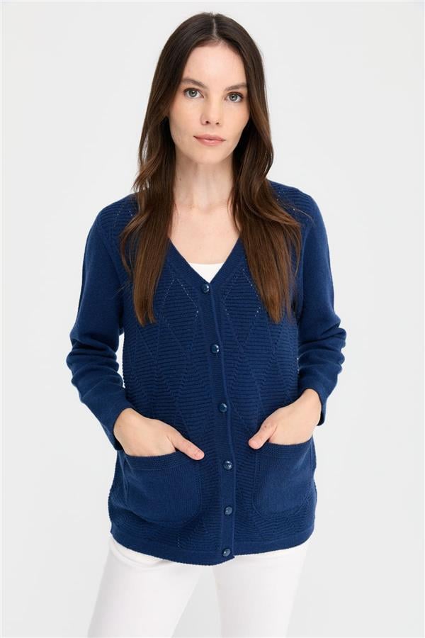 Kadın V Yaka Önü Baklavalı Düğmeli Yün Hırka İndigo