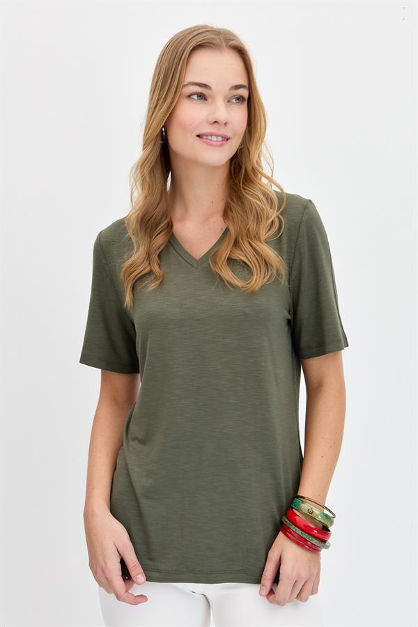 Женская базовая футболка с v-образным вырезом