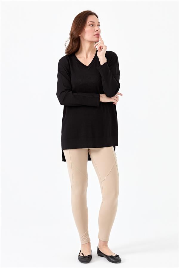 Женская трикотажная тонкая блуза с V-образным вырезом черная