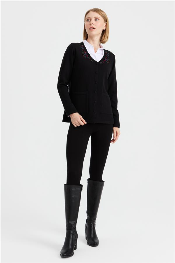Женская шерстяная куртка с v-образным вырезом и кружевной вышивкой