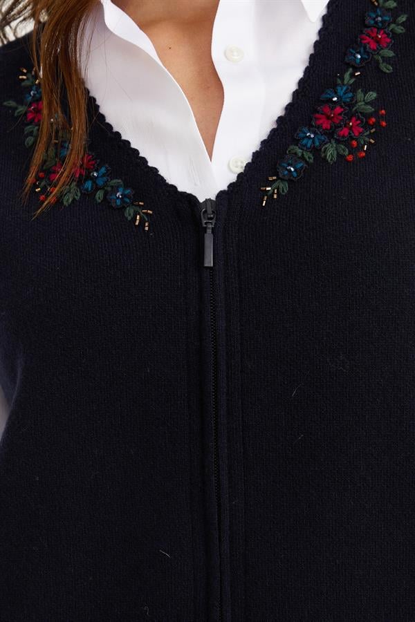 Женский шерстяной жилет с v-образным вырезом и кружевной вышивкой