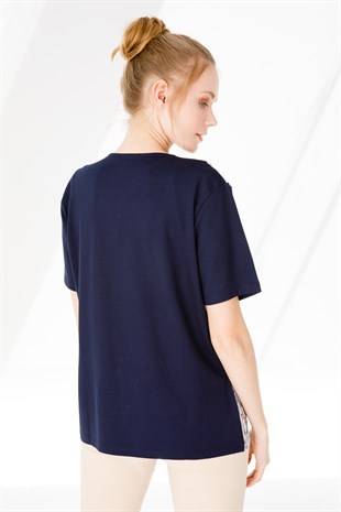 Kadın V Yaka Kısa Kol Çiçek Baskılı Penye Bluz Lacivert