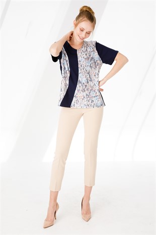 Kadın V Yaka Kısa Kol Çiçek Baskılı Penye Bluz Lacivert