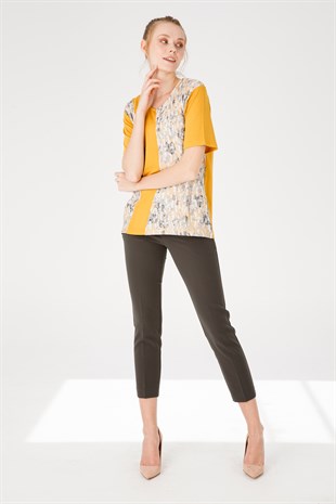 Kadın V Yaka Kısa Kol Çiçek Baskılı Penye Bluz K.Bal