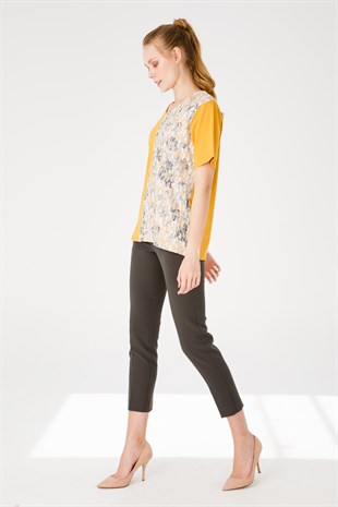 Kadın V Yaka Kısa Kol Çiçek Baskılı Penye Bluz K.Bal