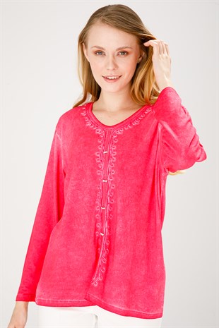 Kadın V Yaka Nakışlı Penye Bluz Fuşya