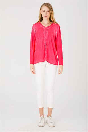 Kadın V Yaka Nakışlı Penye Bluz Fuşya