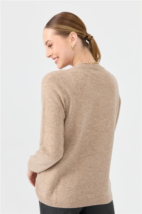 Kadın V Yaka Klasik Yün Kazak K.Bej
