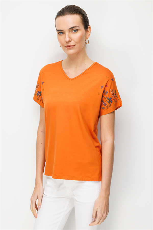 Kadın V Yaka Nakış İşlemeli Düşük Kollu Penye T-shirt Turuncu
