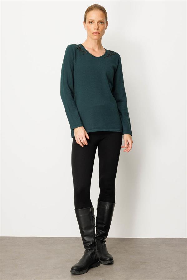 Kadın V Yaka Omuzları Boncuk İşlemeli Bluz Yeşil