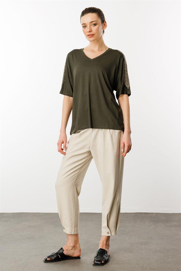 Kadın V Yaka Omuzları Taşlı Penye T-shirt Haki