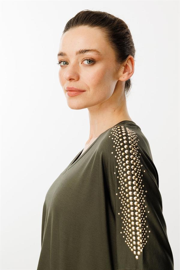 Kadın V Yaka Omuzları Taşlı Penye T-shirt Haki