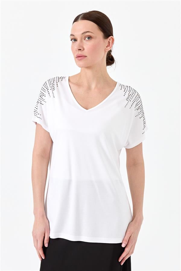 Женская хлопковая футболка с V образным вырезом и стразами на рукавах белая