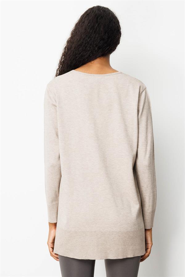 Kadın V Yaka Önü Arkası Yırtmaçlı Kazak Vizon