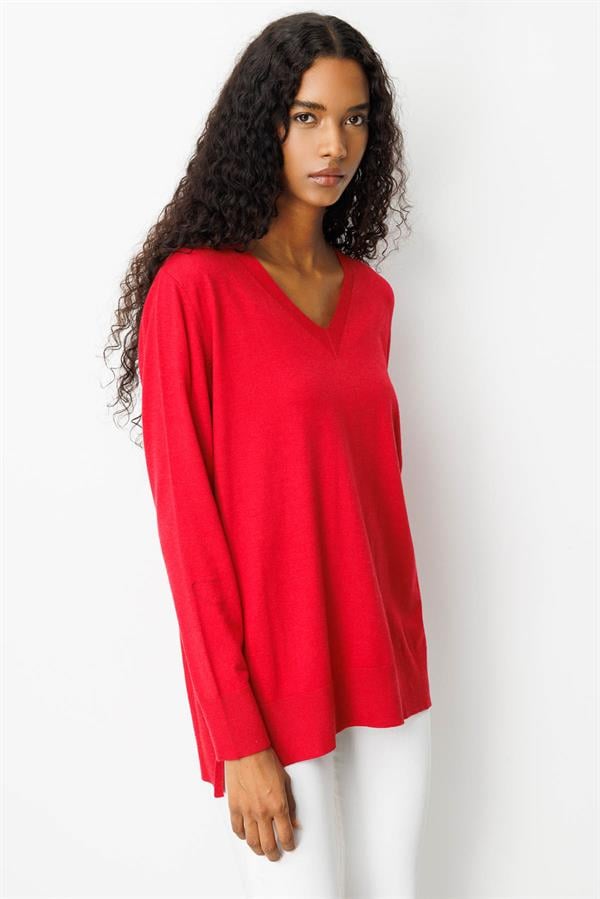 Kadın V Yaka Önü Arkası Yırtmaçlı Kazak K.Kırmızı