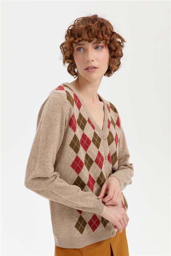 Kadın V Yaka Önü Baklavalı Hırka K.Bej