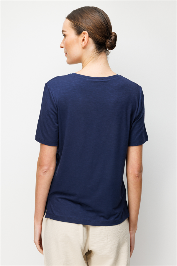 Kadın V Yaka Önü Pul Payet İşlemeli Penye T-shirt Lacivert