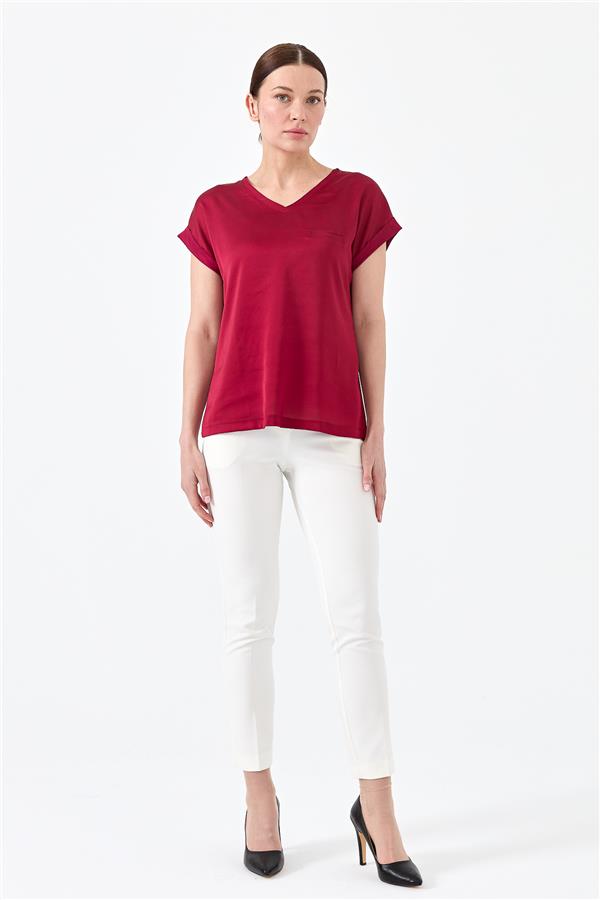 Женская блуза с V образным вырезом и атласным фасадом бордовая