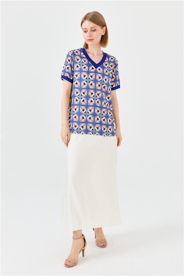 Womens V-Neck Colorful Patterned T-shirt Blue