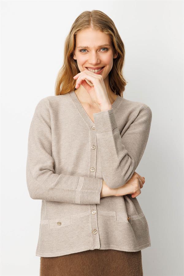 Kadın V Yaka Sahte Cepli Düğmeli Ceket Vizon