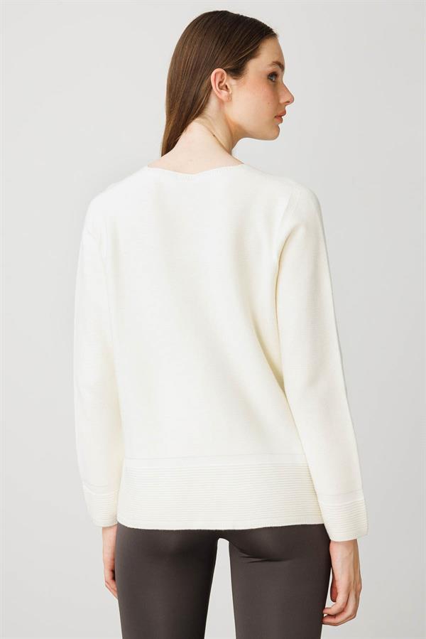 Kadın V Yaka Sahte Cepli Düğmeli Ceket Kemik