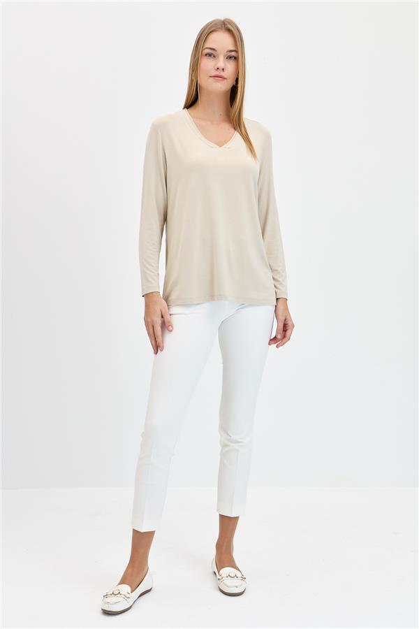 Женская серебристая блузка с v-образным вырезом