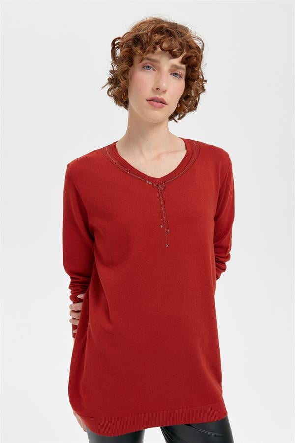 Kadın V Yaka Taşlı Kolye Desenli Ligra Bluz K.Kiremit