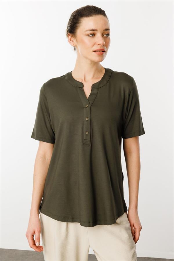 Kadın Yakası Düğmeli Penye Gömlek Haki