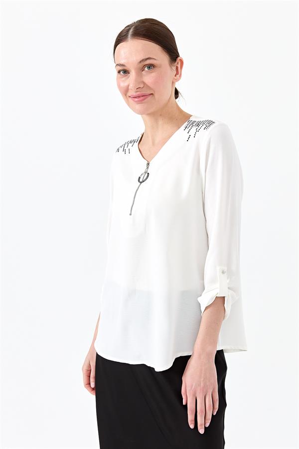 Женская хлопковая блуза с молнией на воротнике молочная 